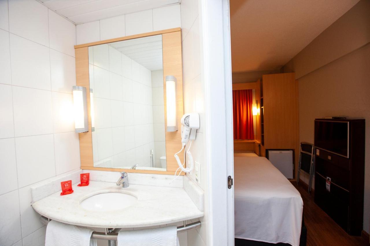 Hotel Ibis Boa Viagem 3*