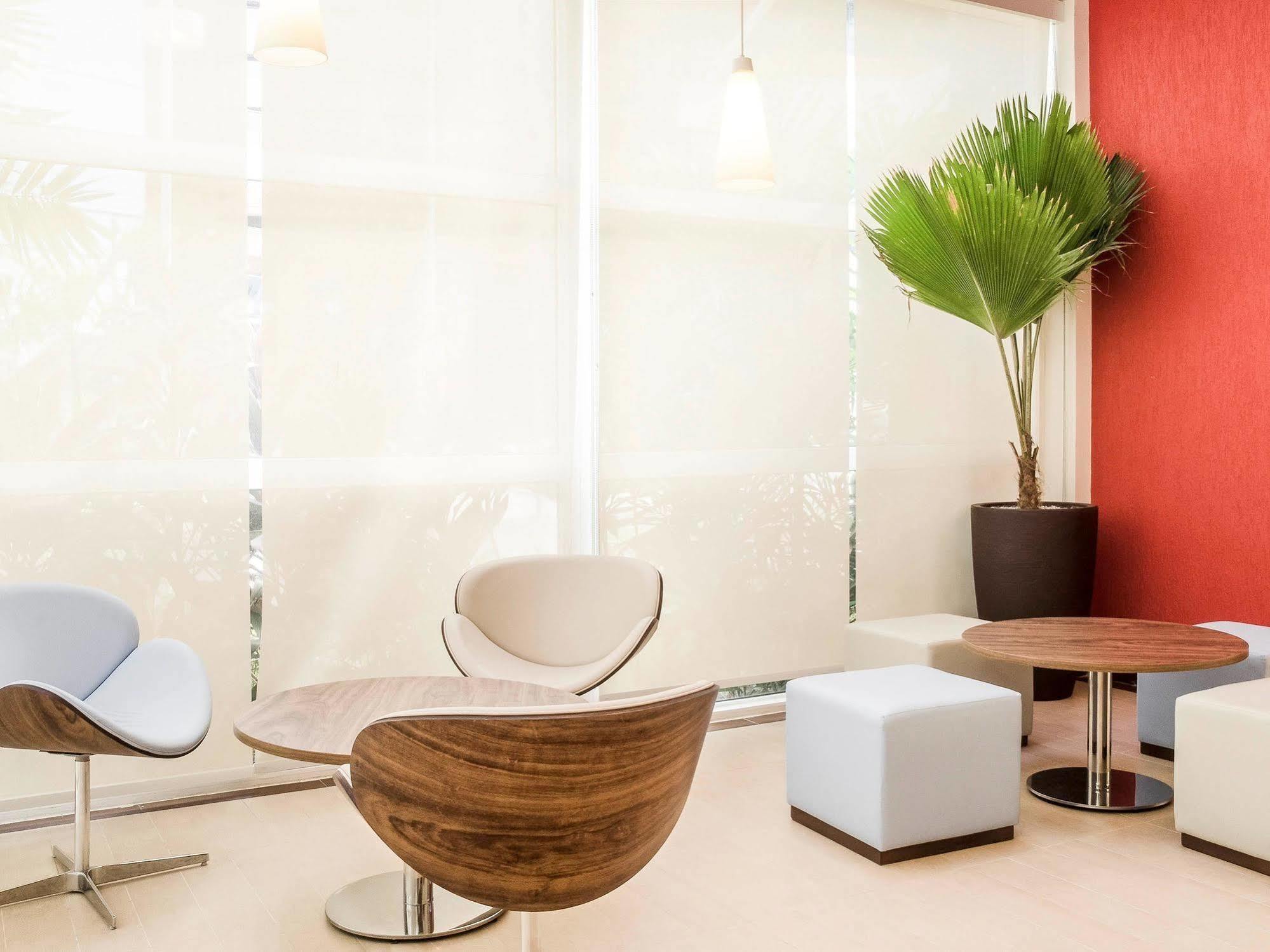 Ibis Boa Viagem 3*